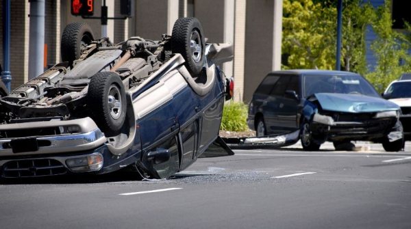 Vehicle Stabilization Struts: Addressing Common Extrication Challenges